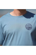 Load image into Gallery viewer, MNT Badge Split Short Sleeve T-Shirt

